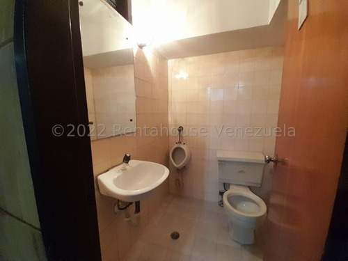 Imagen 13 de 30 de Restaurante En Venta En Barquisimeto Lara