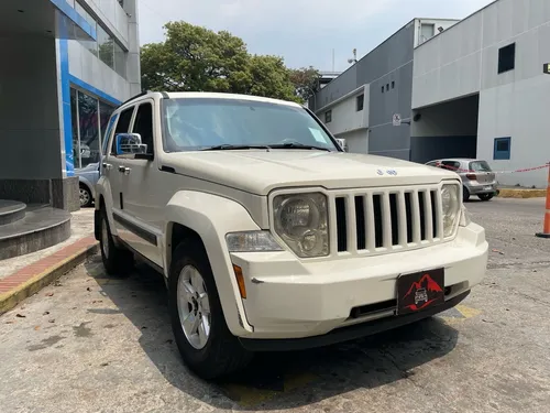Jeep Cherokee Kk 2009