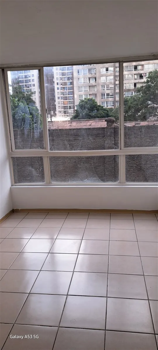 Imagen 1 de 5 de ¡imperdible! Depto 1d1b A Pasos De Metro San Alberto Hurtado