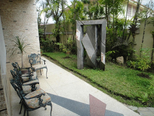 Imagen 2 de 10 de Venta De Casa Rent A House Codigo Mls #20-6389