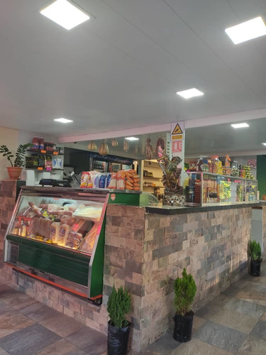 Imagen 10 de 14 de Fondo De Comercio Calle Guaicaipuro Los Teques