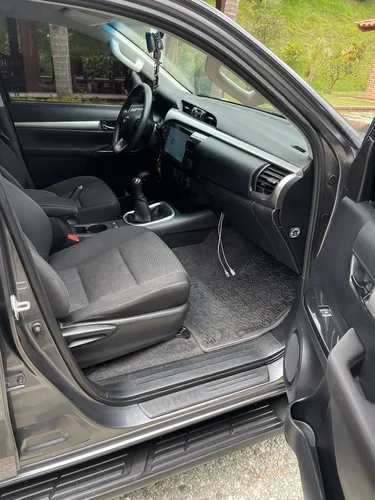 Toyota Hilux 2.4l
