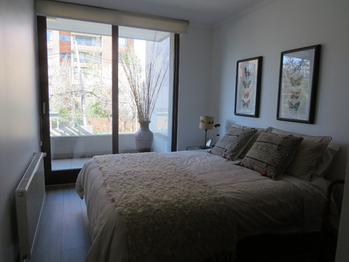 Acogedor, Amplio, 3d / 2b Calle Del Candil
