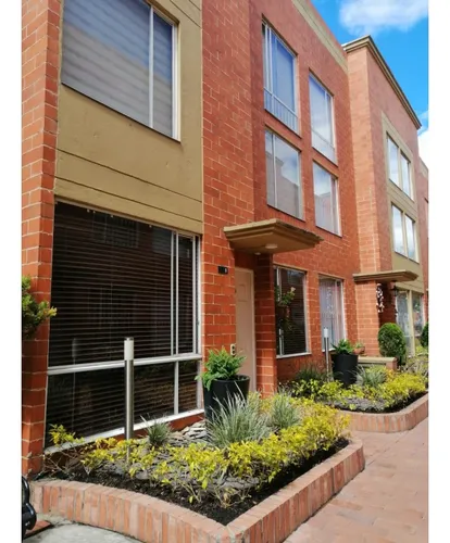 Casa En Venta En Modelia Imperial 3