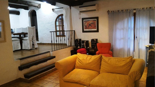 Imagen 5 de 7 de Casa Estilo Colonial Con 3 Dormitorios Y Escritorio