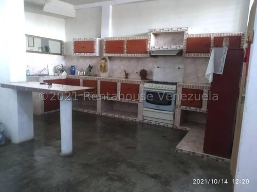 Imagen 4 de 6 de Venta De Casa En La Urb. Simon Rodriguez, Calabozo. 22-8218/ 0424-3392775