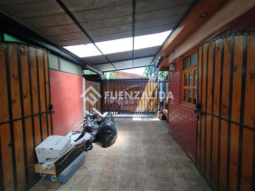 Casa En Venta De 4 Dorm. En Pasaje Cerrado, Puente Alto