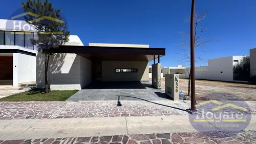 Casa En Venta Dentro De Cluster En La Campiña Residencial León Gto