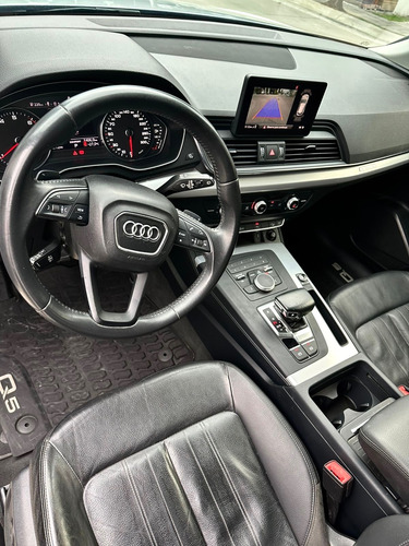 Audi Q5 2.0 L T Dynamic Dsg