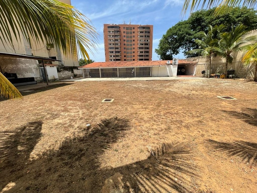 Imagen 14 de 16 de Casa En Venta Caraballeda Caribe 1200 Mts 5 Habitaciones Y 5 Baños