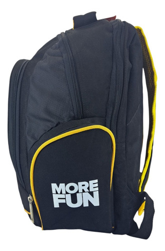 Mochila Escolar Wilson Casual Con 5 Compartimientos(if12794) Negro/amarillo Liso