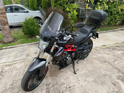 Imagen 2 de 8 de Moto Benelli Tnt 300