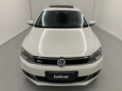 Imagem 2 de 15 de Volkswagen Jetta 2.0t 2013