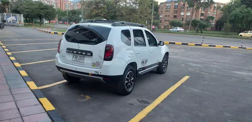 Duster 4x4 Servicio Publico Polar