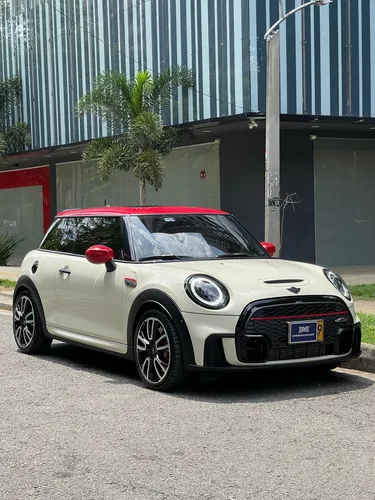 Mini John Cooper Works Iconic 2.0 Turbo Automático