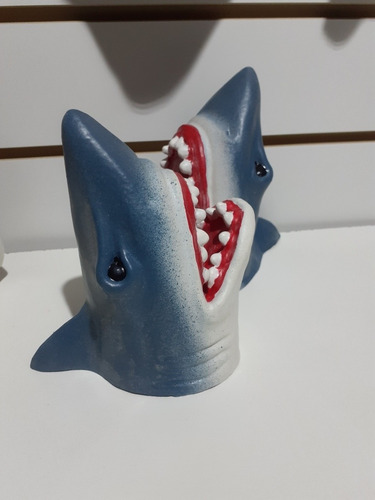Imagen 1 de 2 de Tiburón Goma Titere Flexible Marioneta De Mano Azul 