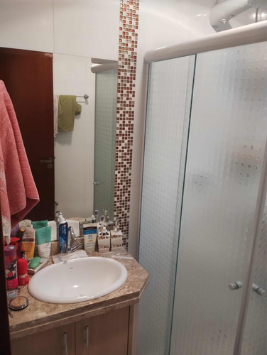 Apartamento Sem Condomínio Com 2 Quartos Sendo 1 Suite