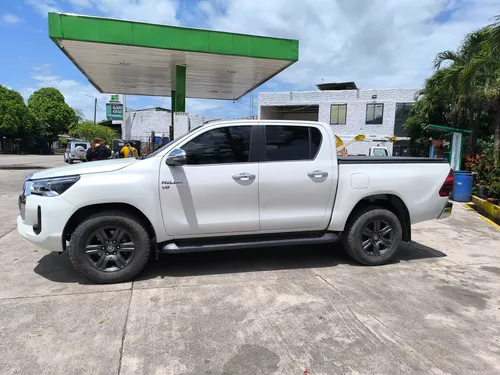 Toyota Hilux 4.0