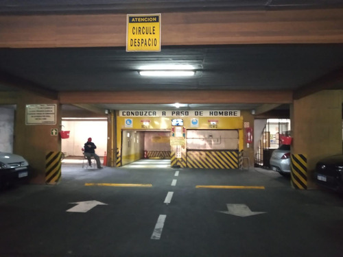 Cochera En Centro