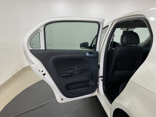 Imagem 13 de 18 de Volkswagen Gol