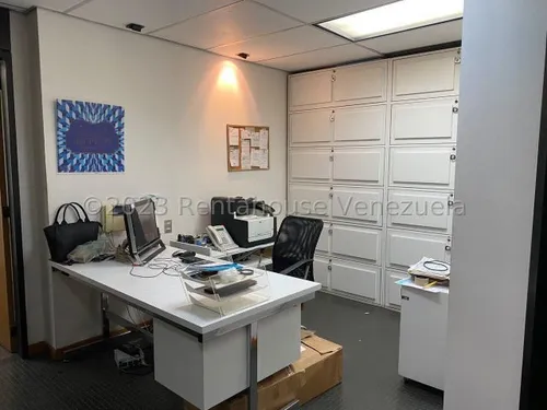 Venta De Oficina En La Urbina