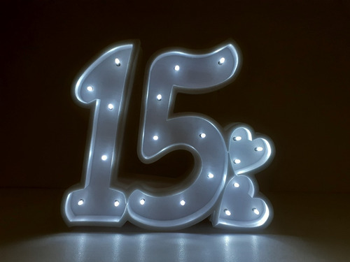 Imagen 6 de 10 de Nombre Iluminado De 50 Cm Polyfan Tu Nombre Importa