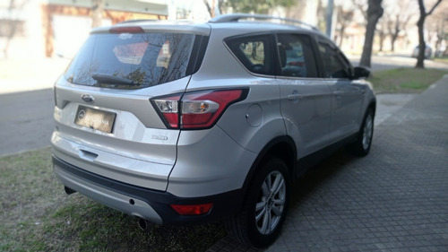 Imagen 4 de 12 de Ford Kuga 2.0 Sel