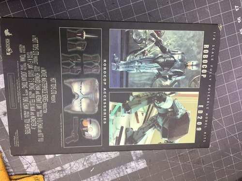 Hot Toys Robocop 1/6 Mms10 Nuevo (Usado)