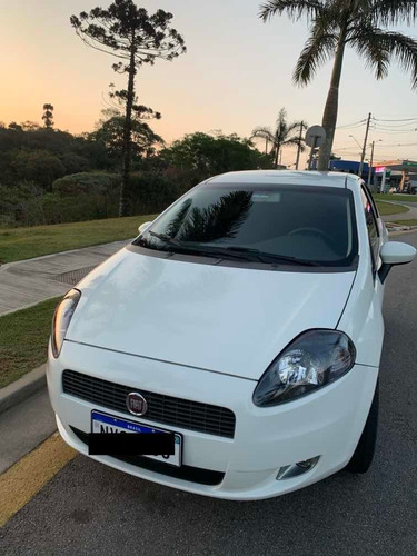 Fiat Punto 2011 1.4 Attractive Flex 5p