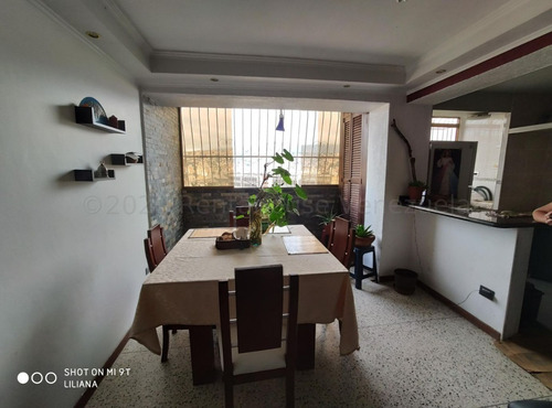 Imagen 8 de 10 de En Venta Apartamento Mls #21-12486