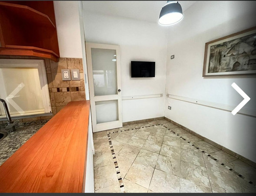 Casa 4 Ambientes En Quilmes Con Patio, Parrilla Y Cochera