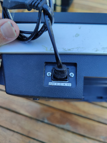 Grabador De Cinta Abierta Sony Modelo 220 (Usado)