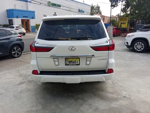 Lexus Lx570