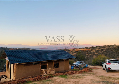 Vass Vende Parcela Con Construcción Biosustentable, Limache