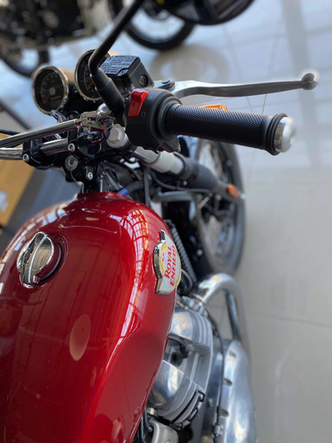 Royal Enfield Interceptor 650 Canyon Red
