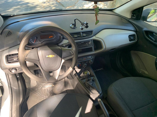 Chevrolet Onix - 2018
