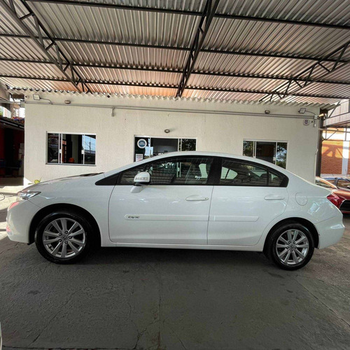 Imagem 4 de 15 de Honda Civic 2.0 Lxr 16v Flex 4p Automático