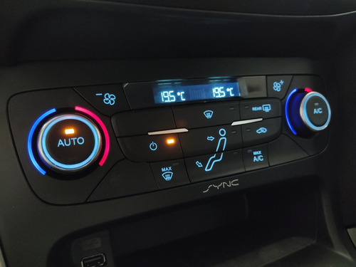 Ford Focus 4p 2.0l N Mt Se 2016 0km