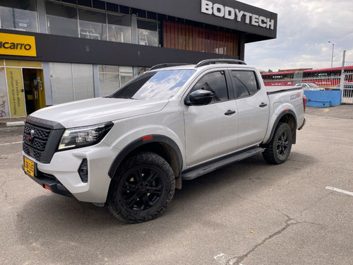Nissan Frontier 2.5 Pro4X 4X4 At