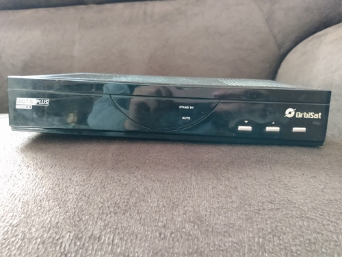 Kit Com 2 Receptor De Tv, Um Analógico, Outro Digital
