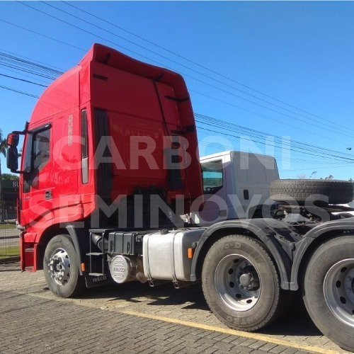 Imagem 4 de 10 de Iveco Hi Way 600s44t, Ano 2017/2018