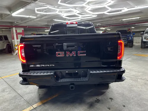 GMC Sierra 6.2 Denali Dvd At