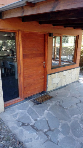 Complejo De Cabañas En Venta - 5 Dormitorios 4 Baños - 610mts2 - Villa La Angostura