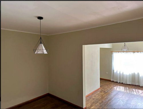 Se Vende Casa En Valparaíso En Avenida Alemania Alt 8.000.