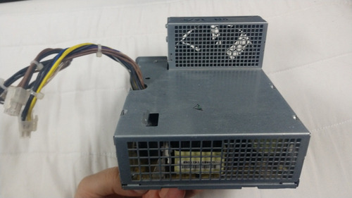 Fuente De Poder Hp N/p: 611481-001, 240 W Facturada (Reacondicionado)