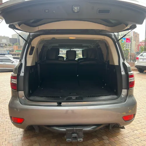 Nissan Patrol 5.6 Y62 King