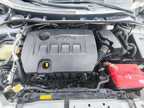 Toyota Corolla LE 1.8 AUTOMÁTICO