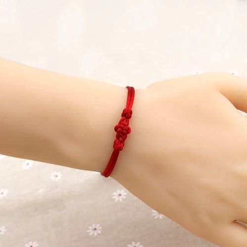 Pulsera Hilo Nudo Trébol Rojo Protección Suerte Unisex B180
