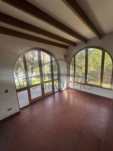Casa Con Gran Terreno En El Arrayan (90716)