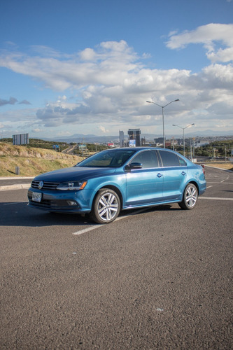Imagen 1 de 15 de Jetta Sportline Mk Vi 2018 Azul